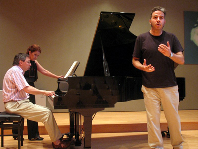 Entre el 4 i 8 de desembre, tindrà lloc a un curs dedicat a duos de cant (lied) i piano impartit per Wolfram Rieger. © www.jmspain.org